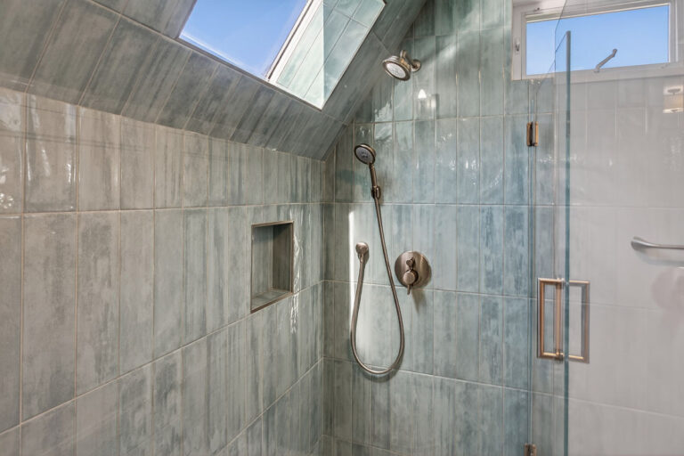 Bathroom (4)