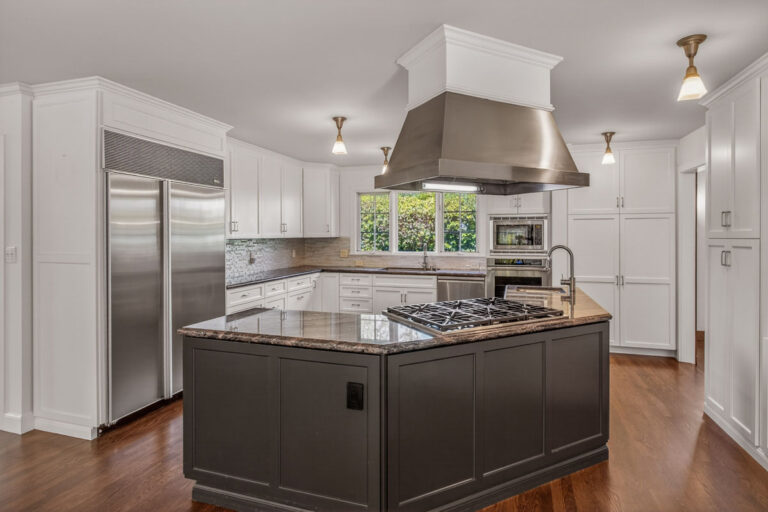 Kitchen (2)